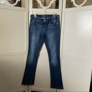 Rue21 Skinny boot cut jeans with a flare at the bottom. Size Long 9/10